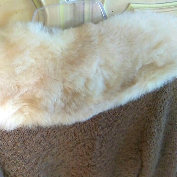 Women's Sweater in a Camel Color with a Tie Front - Picture 3 of 4